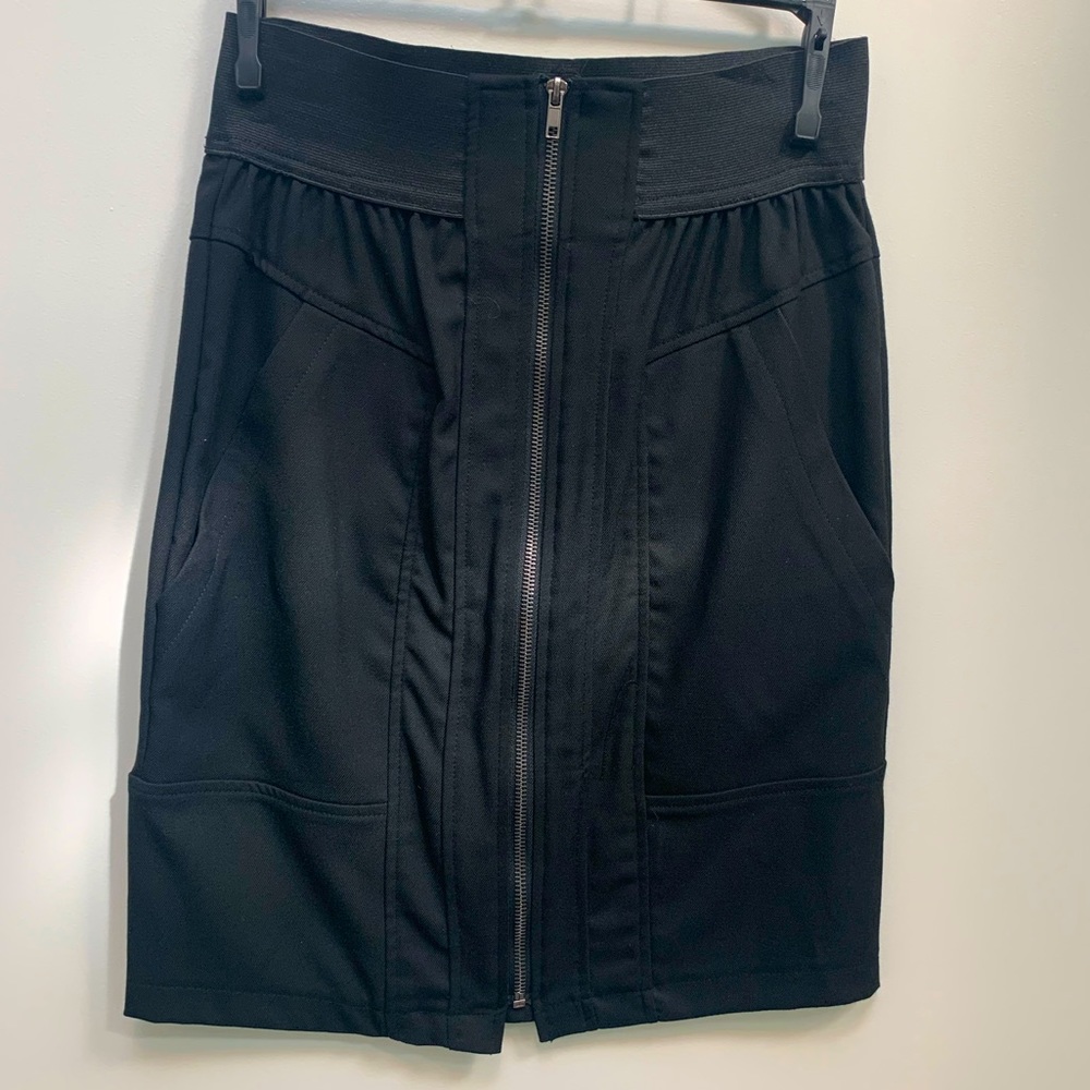 Zara Black front zip skirt